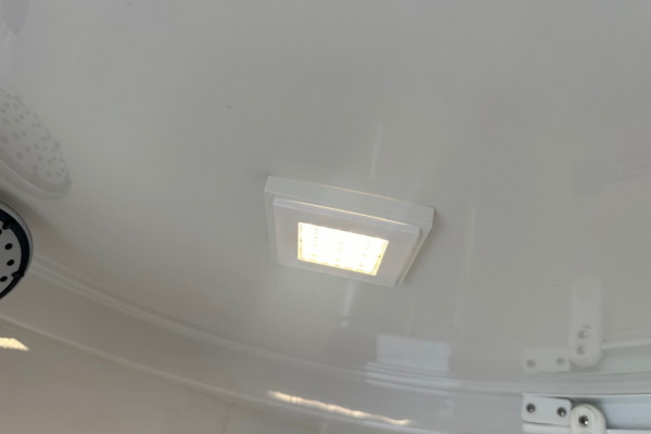 C6D570E3-26BE-4941-B8DE-F176CF230E6F